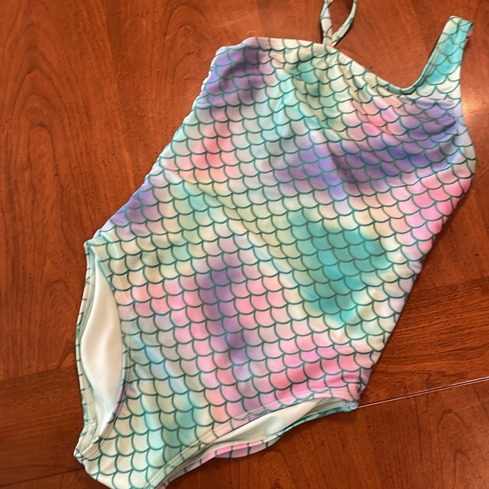 SO Little Mermaid One Piece Swimsuit - girls size 10 including free Mermaid Tail - Picture 6 of 16